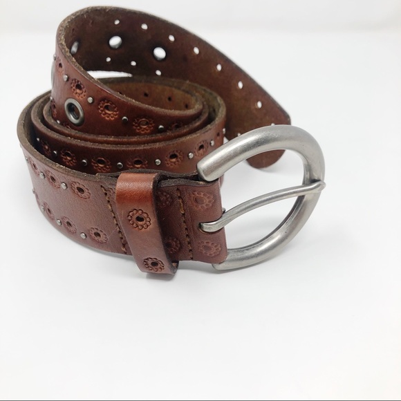Fossil Tan Leather Studded Embossed Belt Medium - Picture 3 of 8